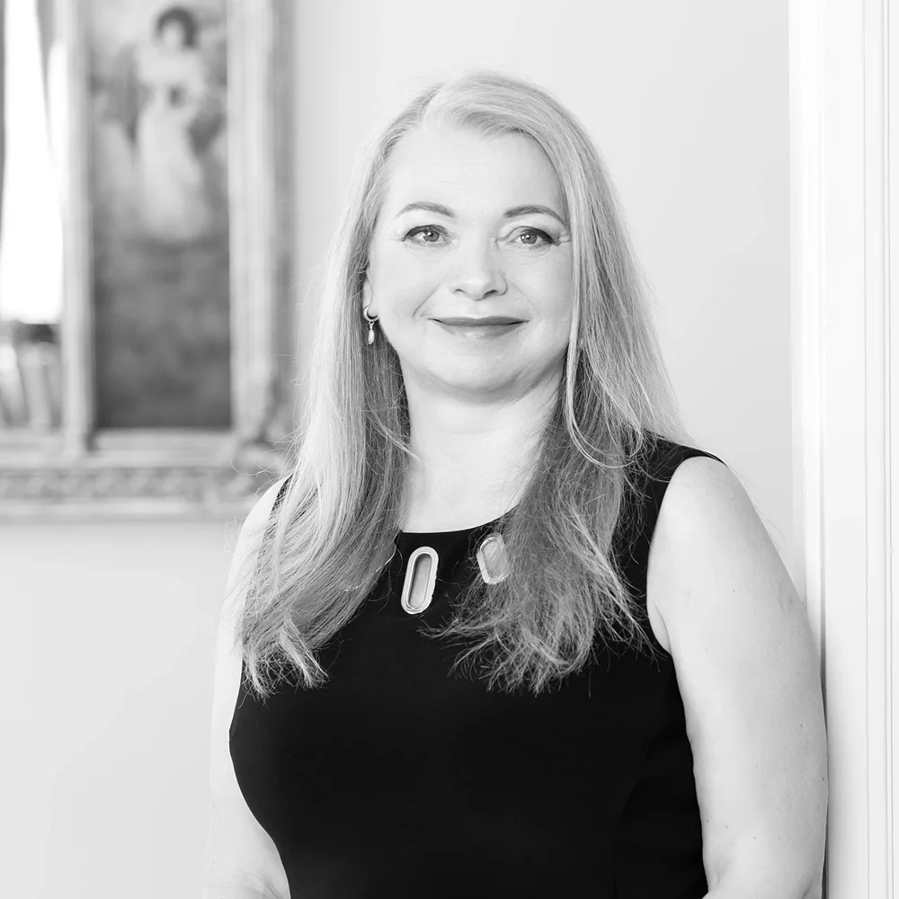 Portrét — JUDr. Jana Hrstková